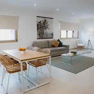 https://las-canteras-beach-suites.in-canary-islands.com
