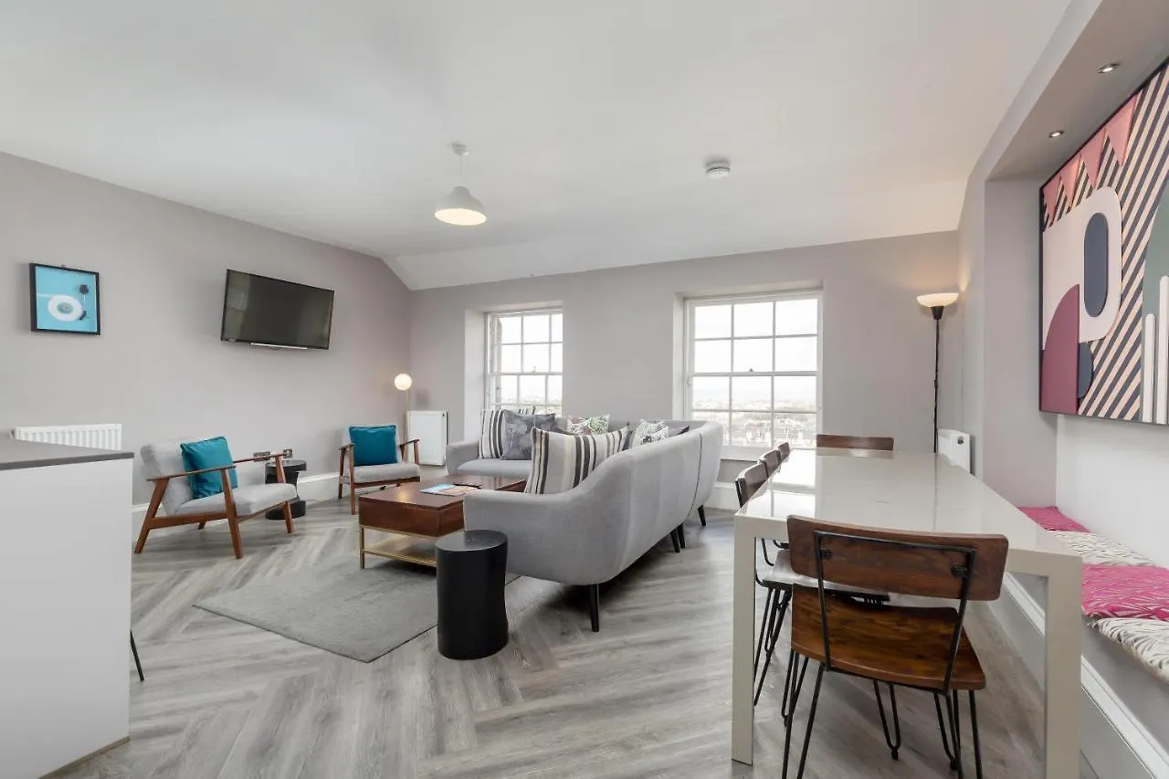 York Place Apartments By Destination Edinburg