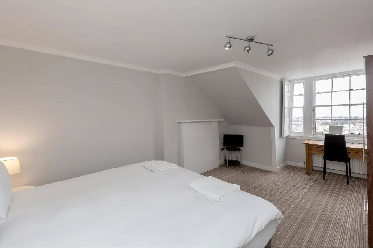 York Place Apartments By Destination Edinburg