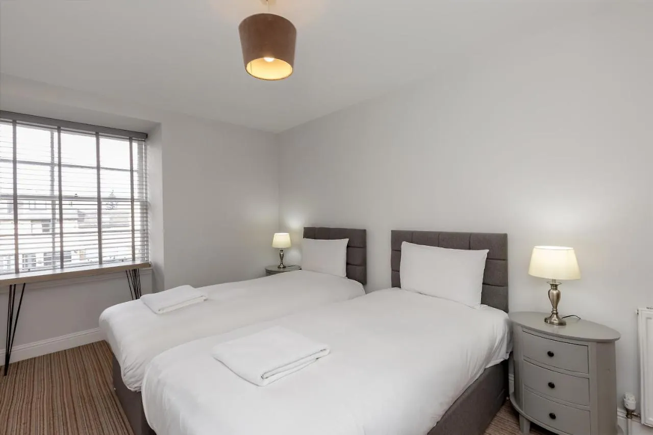 York Place Apartments By Destination Edinburg