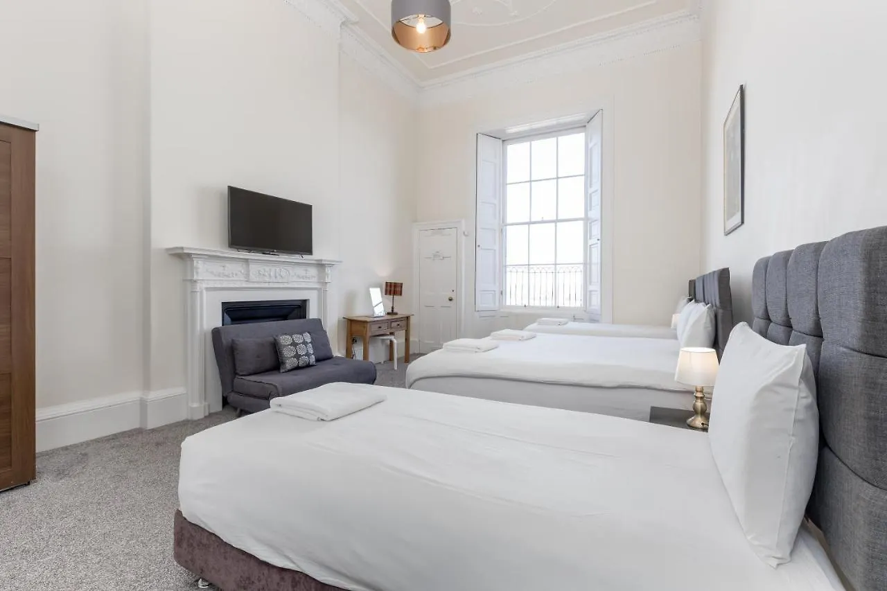 York Place Apartments By Destination Edinburg