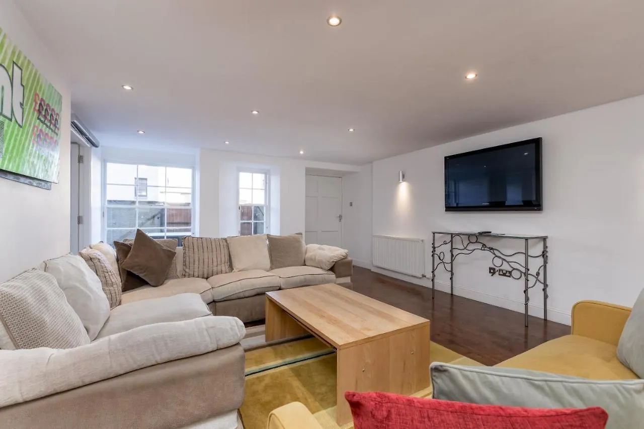 York Place Apartments By Destination Edinburg