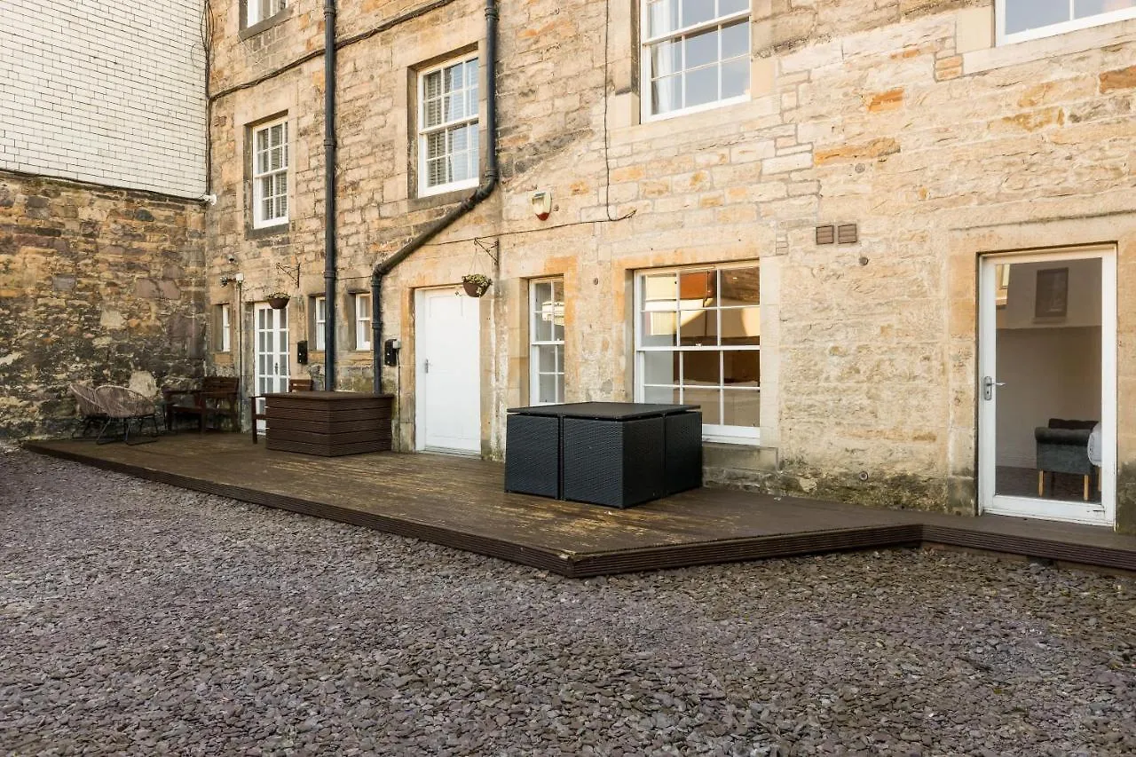 York Place Apartments By Destination Edinburg