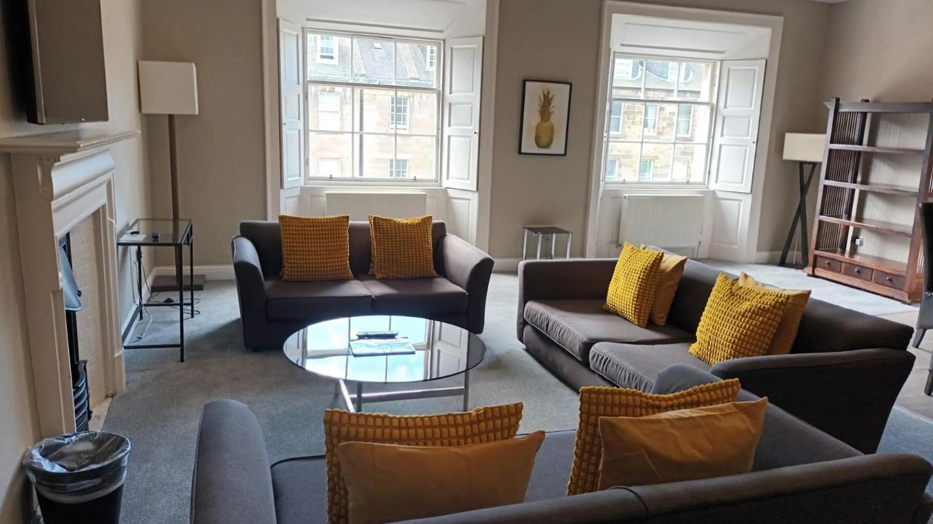 York Place Apartments By Destination Edinburg